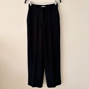 Aritzia Limitless Pant - NWT